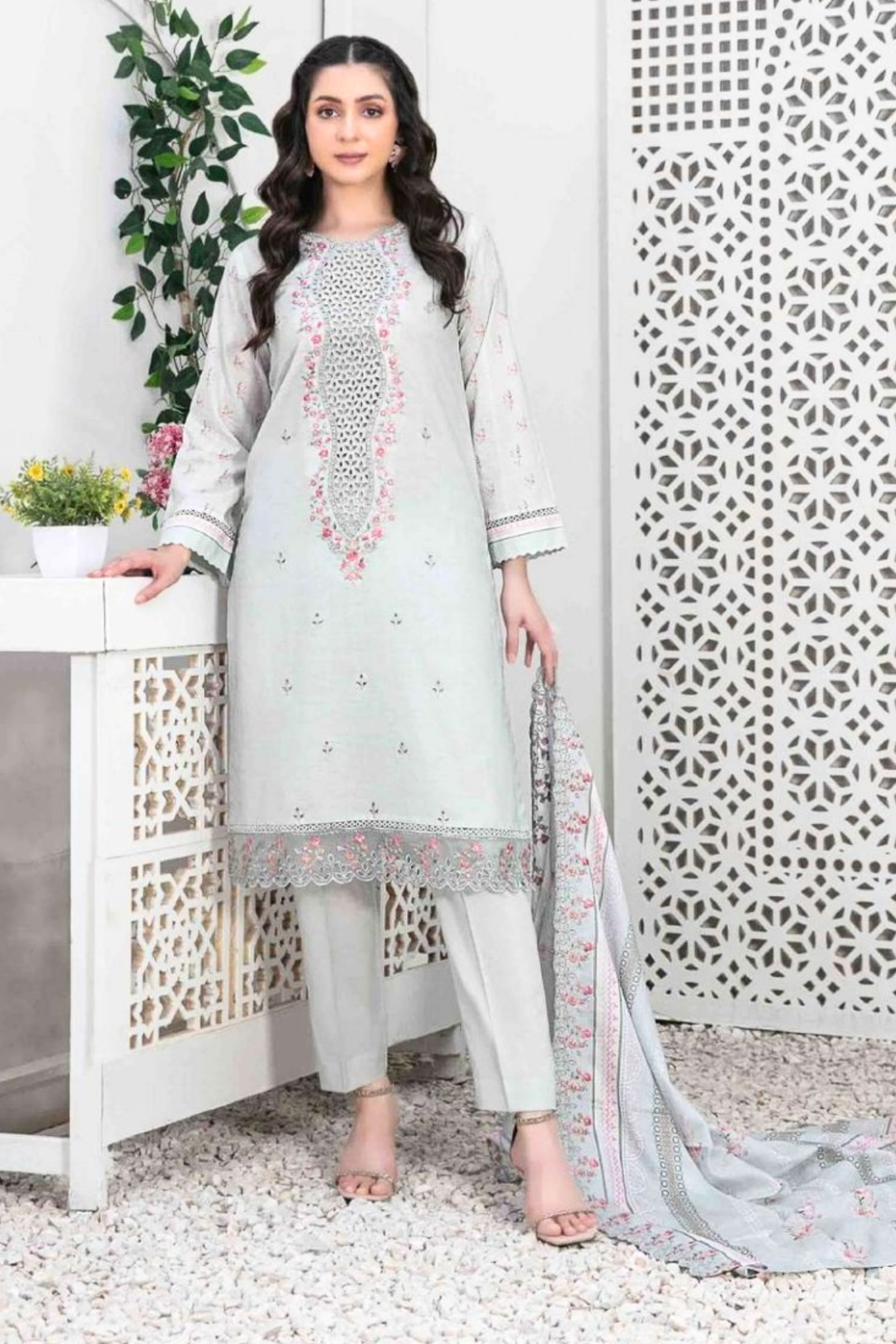 Stitched Ready-to-Wear Tawakkal Lawn Suit